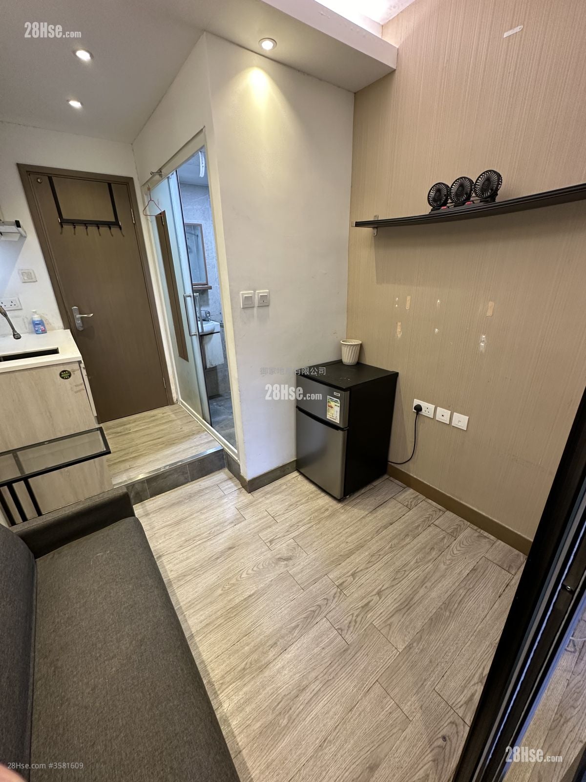 新村街52号 租盘 1 房 , 1 浴室 165 平方尺