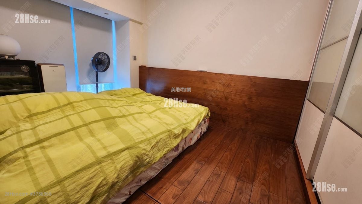 La Costa Sell 2 Bedrooms 494 ft²