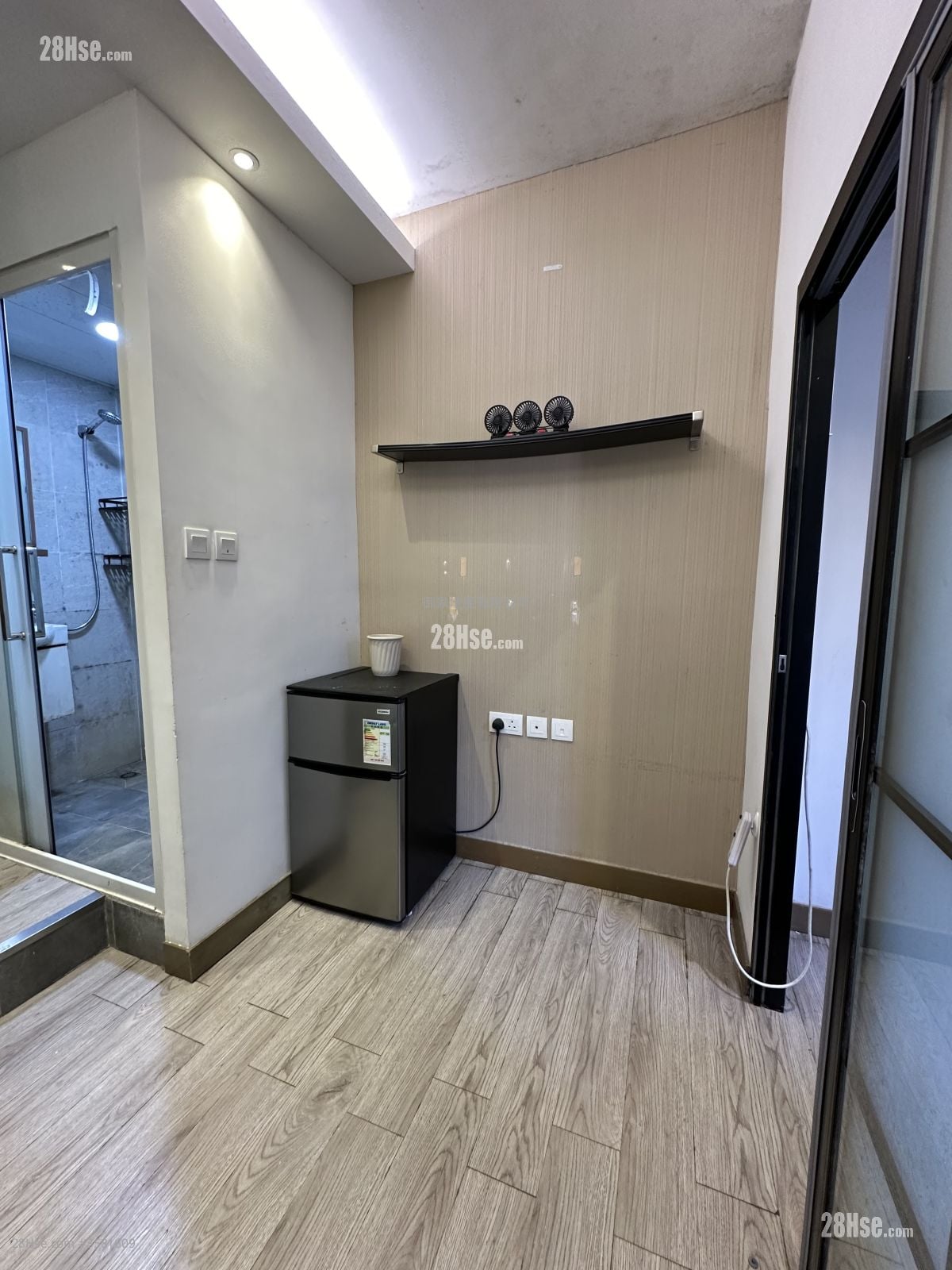 新村街52号 租盘 1 房 , 1 浴室 165 平方尺