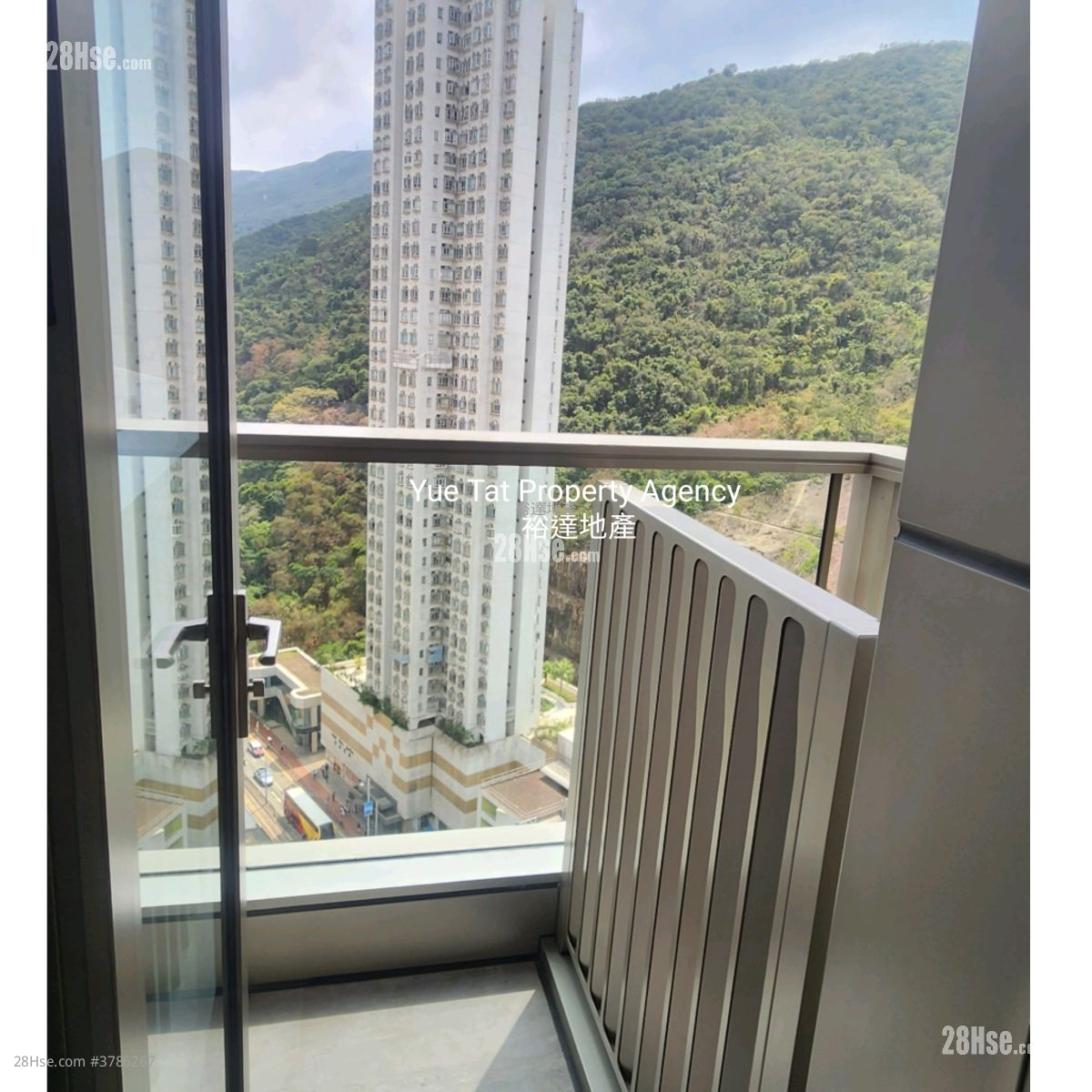 Finnie Sell 1 Bedroom 245 ft²