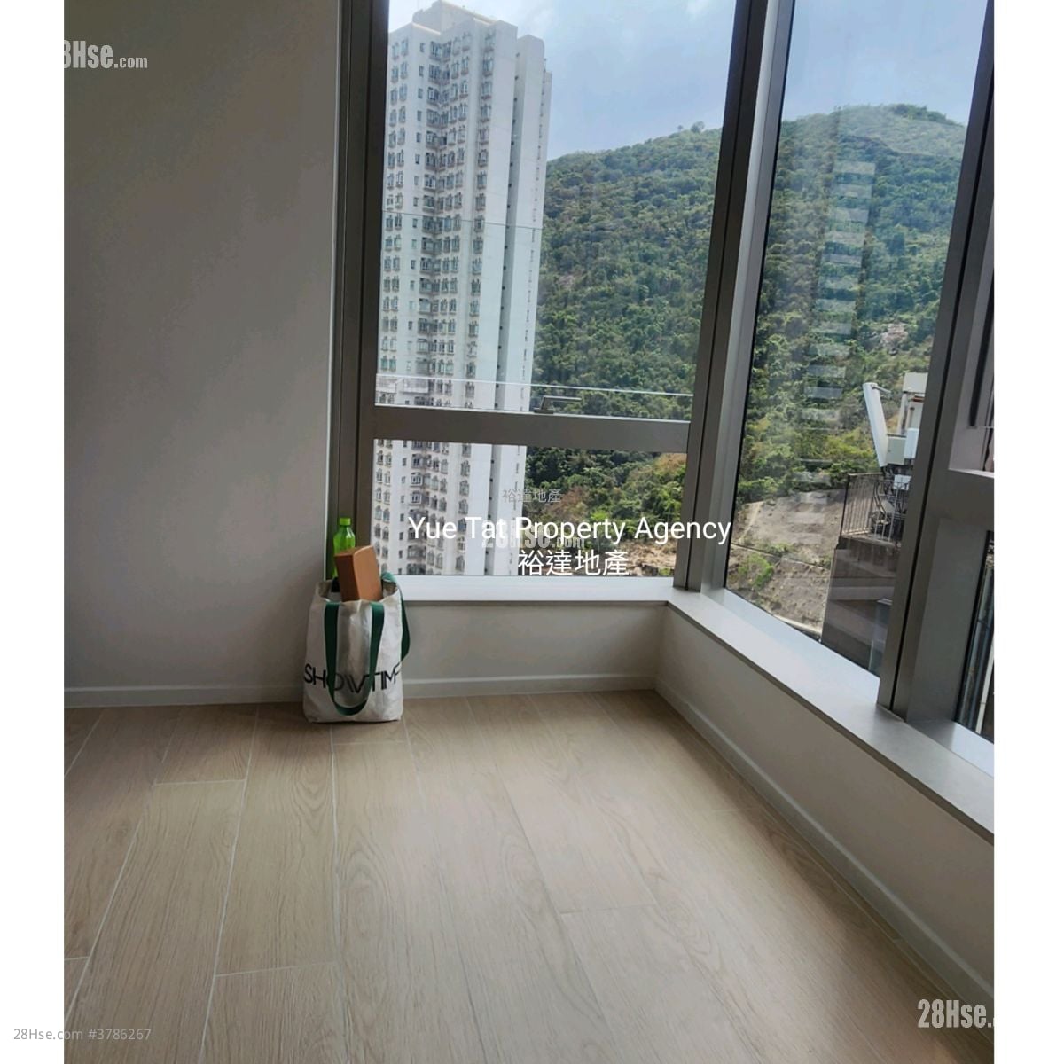 Finnie Sell 1 Bedroom 245 ft²