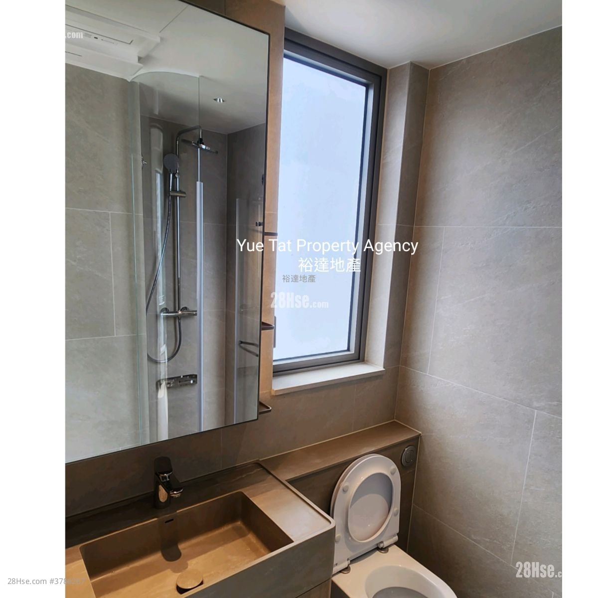 Finnie Sell 1 Bedroom 245 ft²