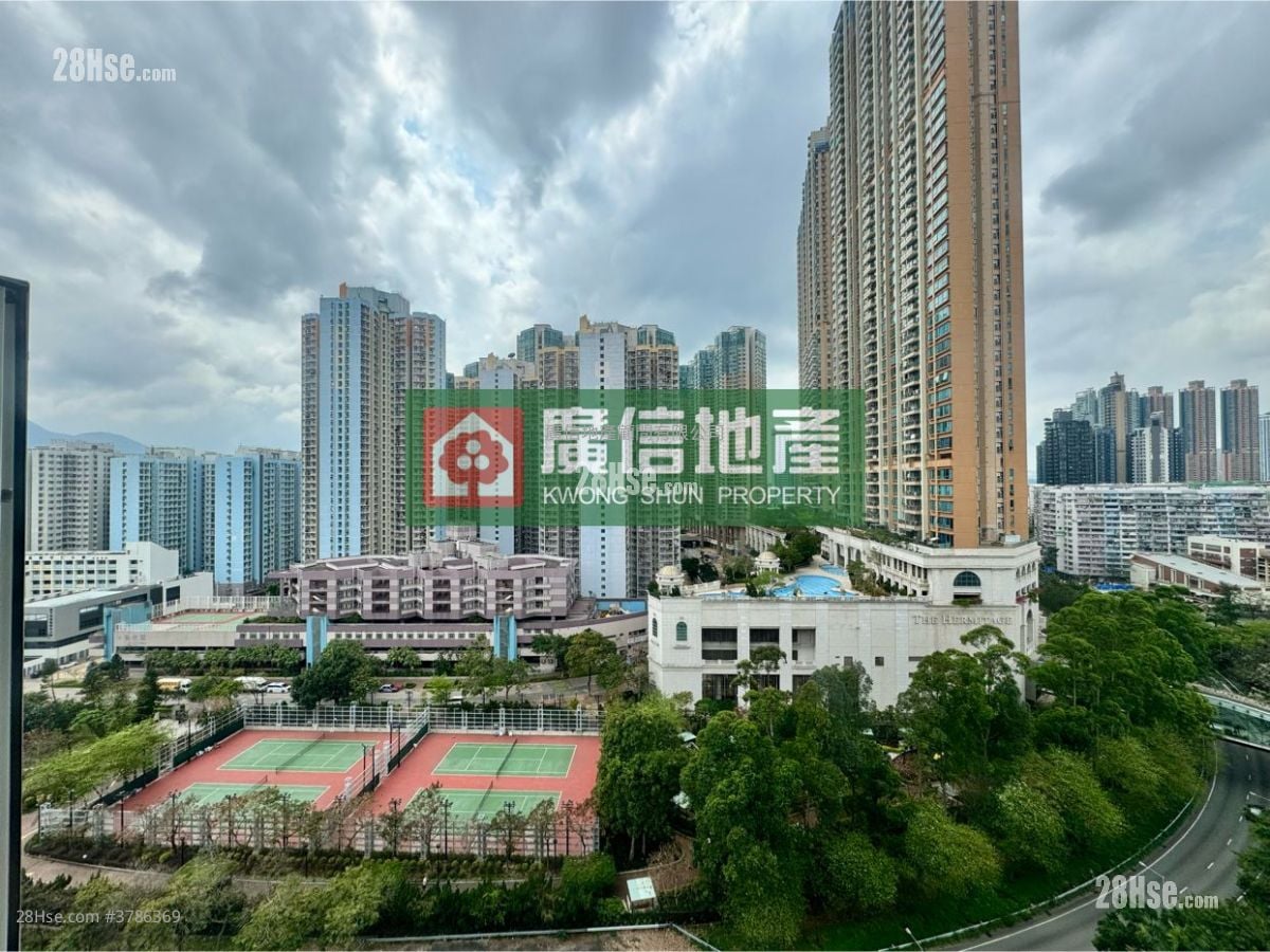 Shun Hing Building Sell 2 Bedrooms , 1 Bathroom