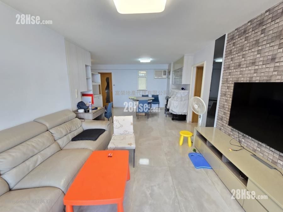 Whampoa Garden Rental 4 Bedrooms , 2 Bathrooms 962 ft²