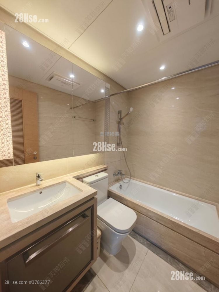 天寰 售盘 2 房 438 平方尺