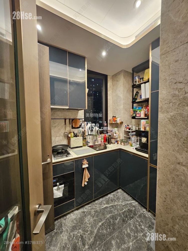 Henley Park 售盘 2 房 , 1 浴室 604 平方尺