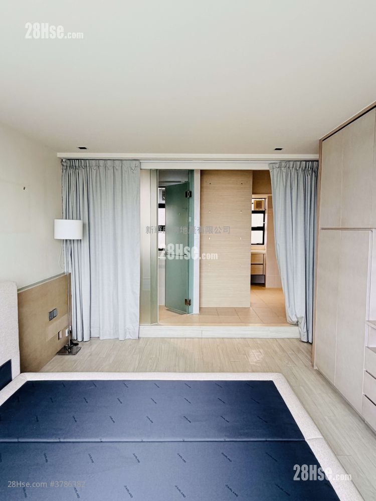 Wisdom Court Rental 2 Bedrooms , 1 Bathroom 1,010 ft²