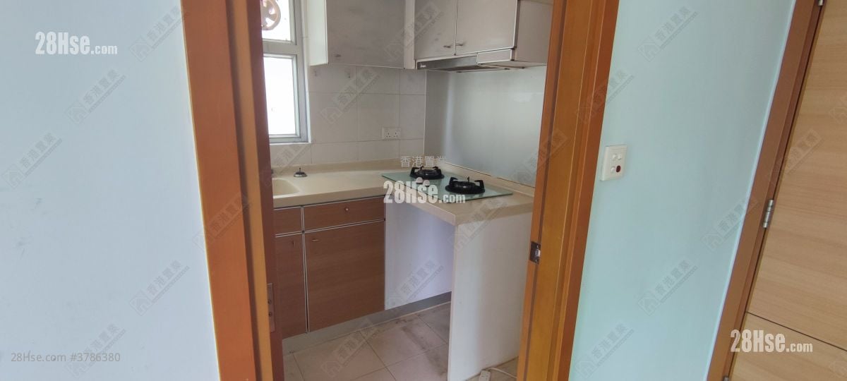 港湾豪庭 售盘 2 房 347 平方尺