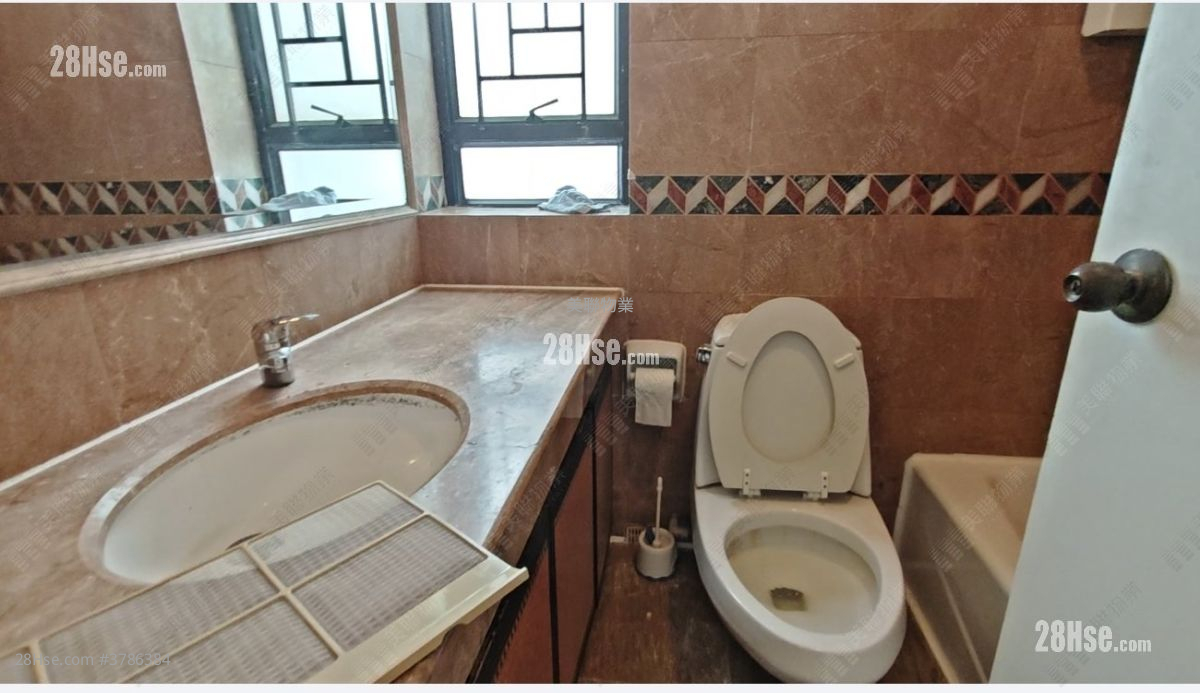 骏景园 售盘 3 房 , 1 浴室 676 平方尺