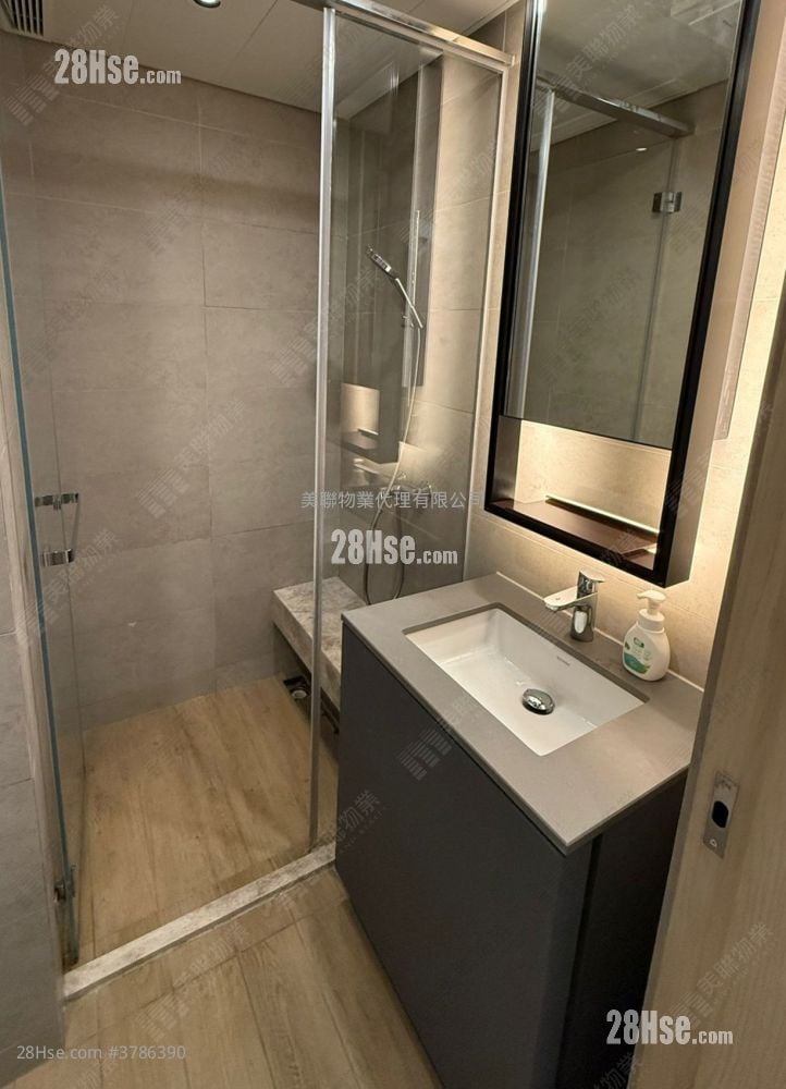 Lp6 Sell 1 Bedroom 305 ft²