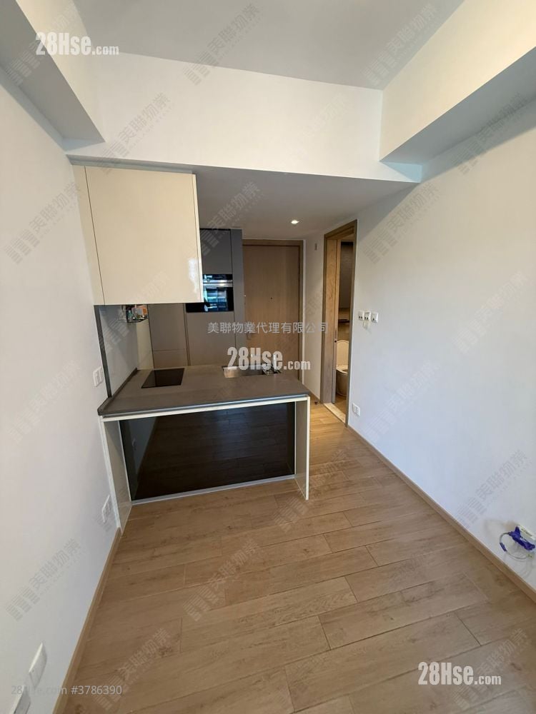 Lp6 Sell 1 Bedroom 305 ft²