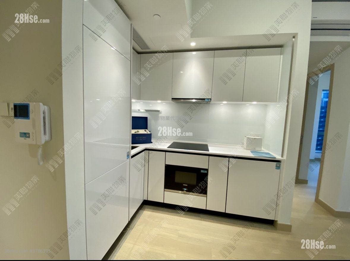 Marini Sell 2 Bedrooms , 1 Bathroom 495 ft²