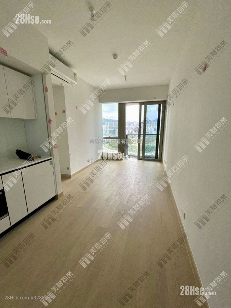 Marini Sell 2 Bedrooms , 1 Bathroom 495 ft²