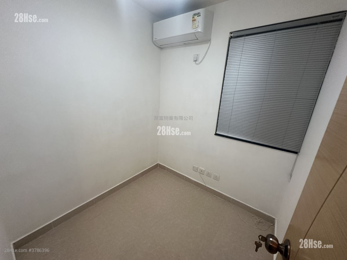 村屋 售盘 1 房 , 1 浴室 250 平方尺