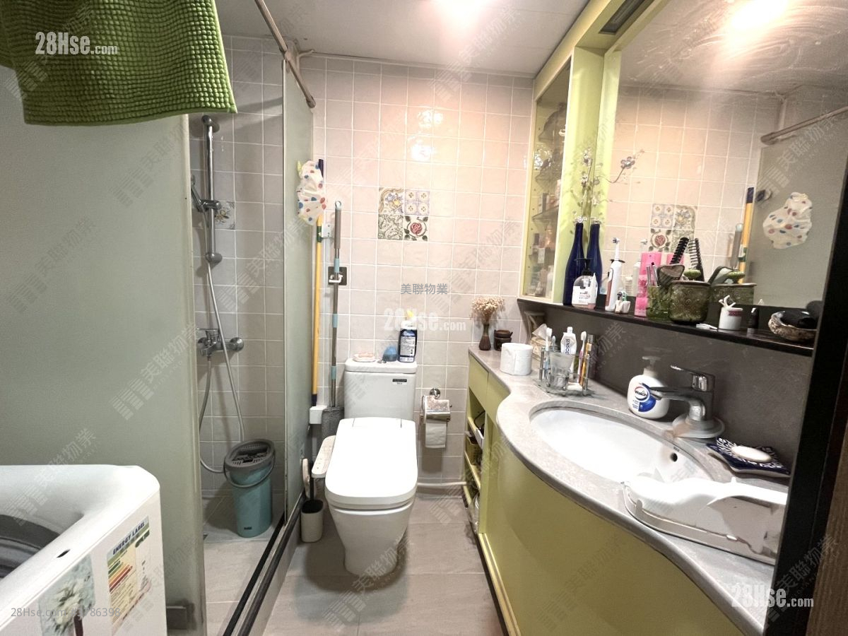 Central Park Towers Sell 2 Bedrooms 496 ft²