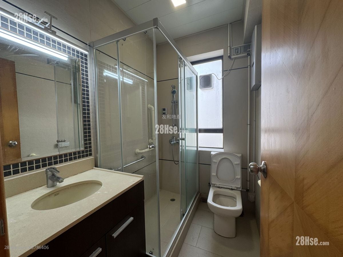 Hillsea Court Rental 1,239 ft²