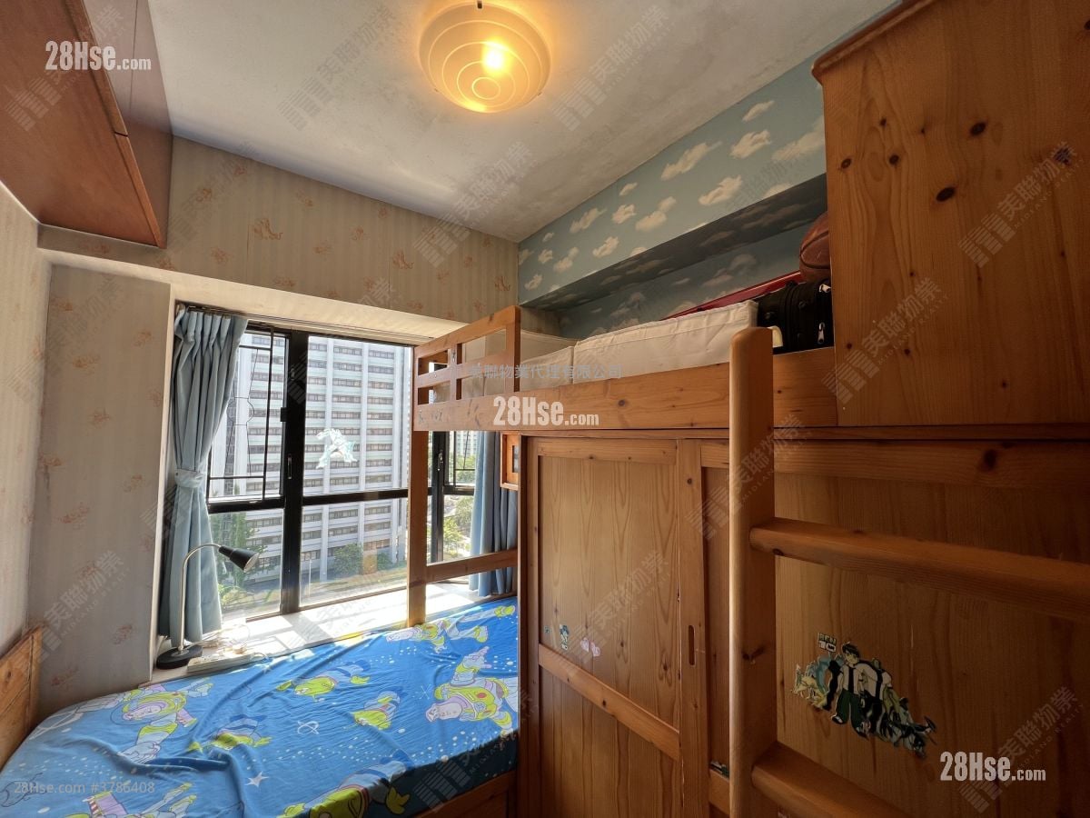 贺龙居 售盘 3 房 , 2 浴室 676 平方尺