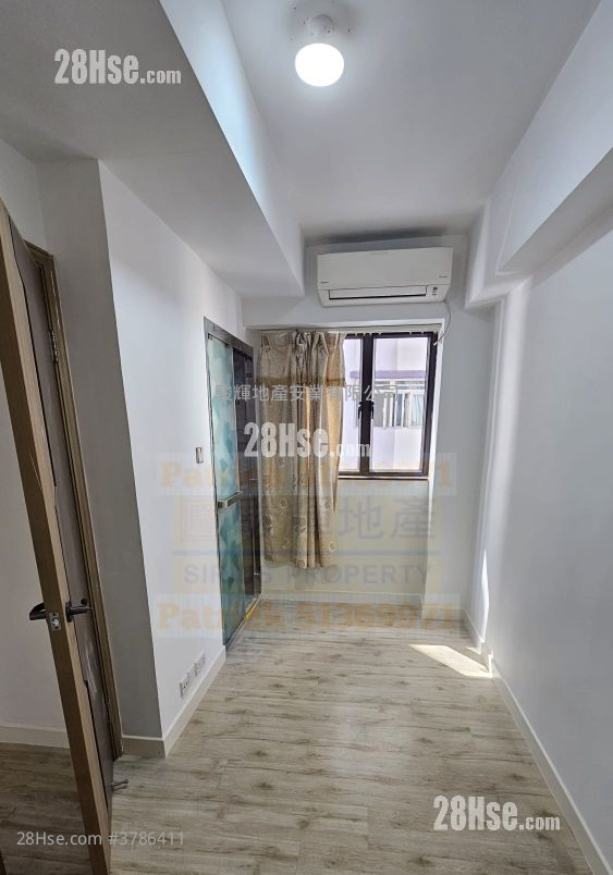 Kam Tong Building Sell 3 Bedrooms , 2 Bathrooms 515 ft²