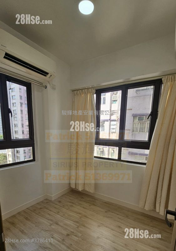 Kam Tong Building Sell 3 Bedrooms , 2 Bathrooms 515 ft²