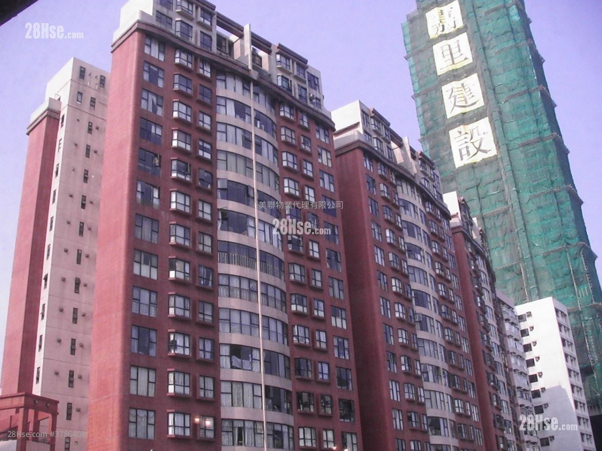 贺龙居 售盘 3 房 , 2 浴室 676 平方尺