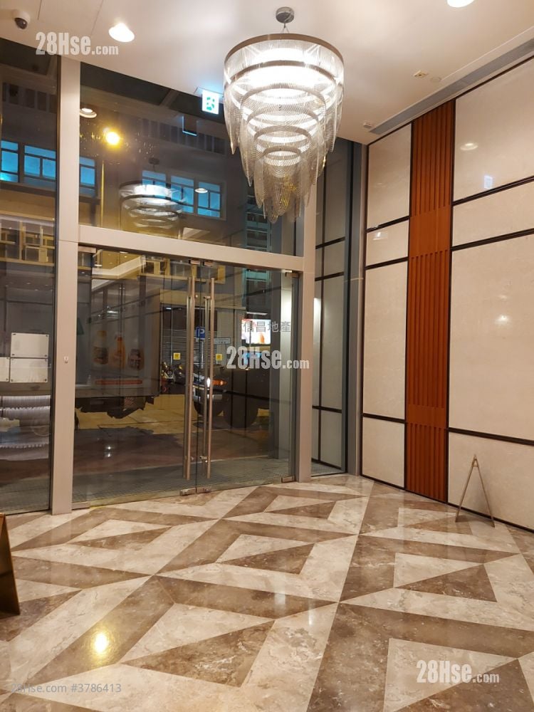 City Hub Rental 1 Bedroom 368 ft²