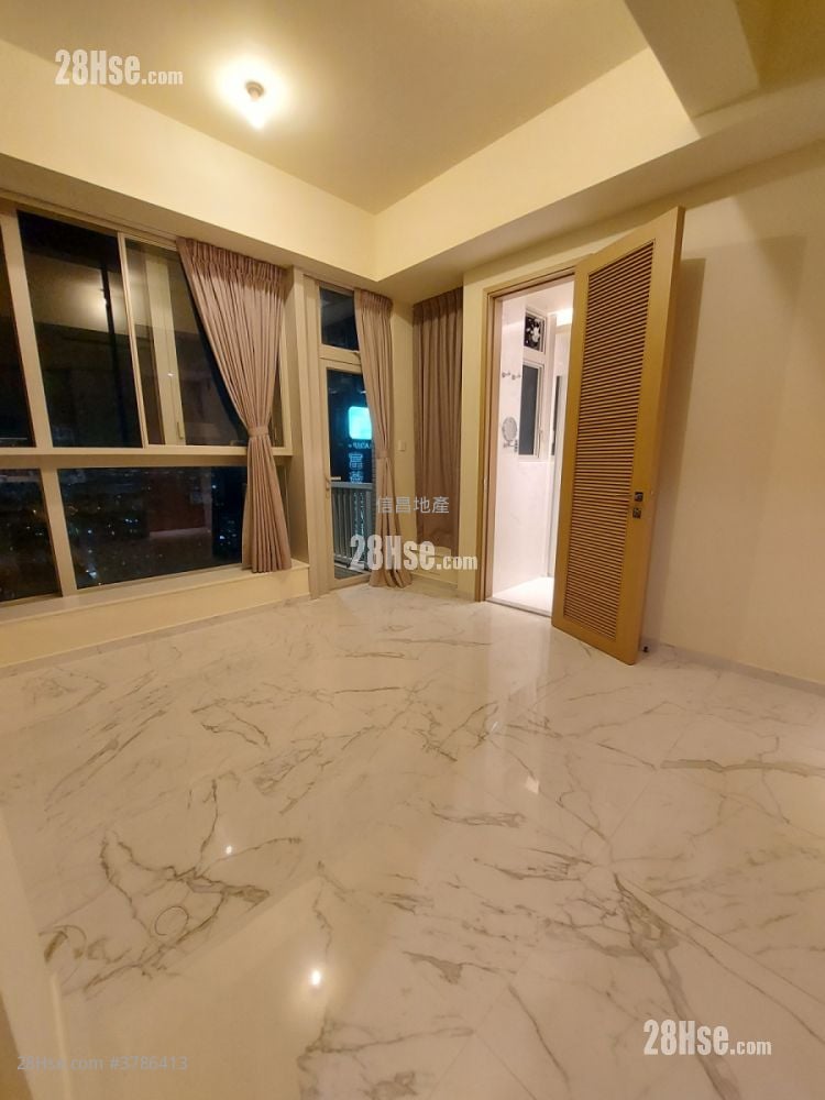 City Hub Rental 1 Bedroom 368 ft²