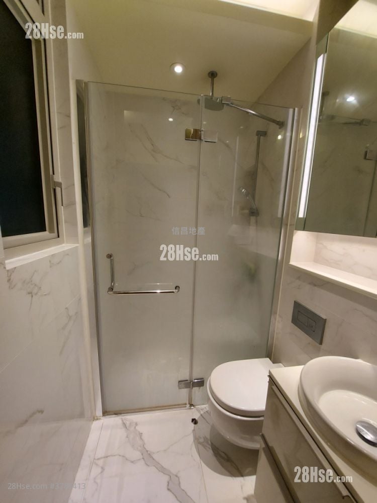 City Hub Rental 1 Bedroom 368 ft²