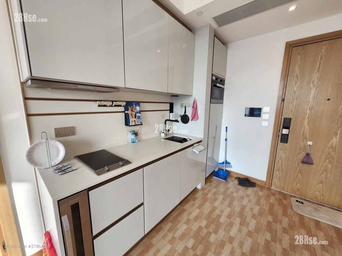 128 Waterloo 租盘 1 房 , 1 浴室 342 平方尺