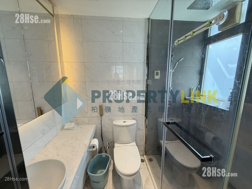 盈峰一号 售盘 2 房 , 2 浴室 750 平方尺