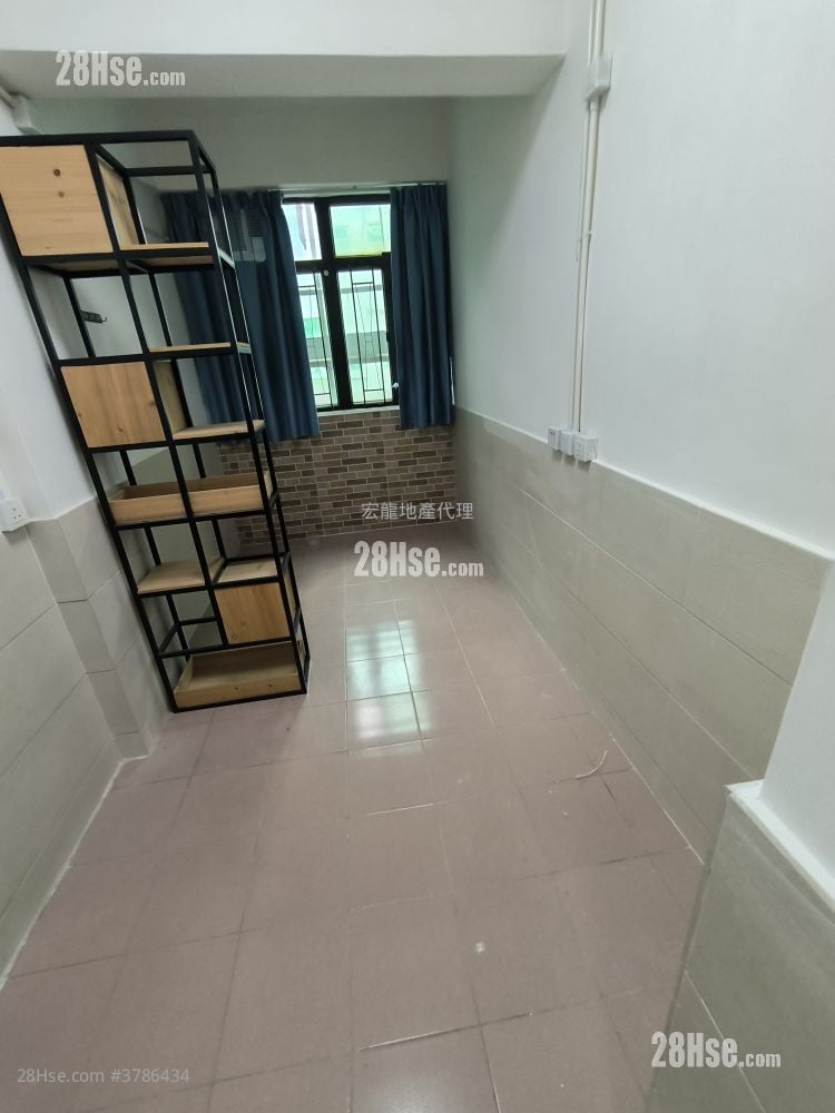 东诚大厦 租盘 开放式间隔 , 1 浴室 195 平方尺