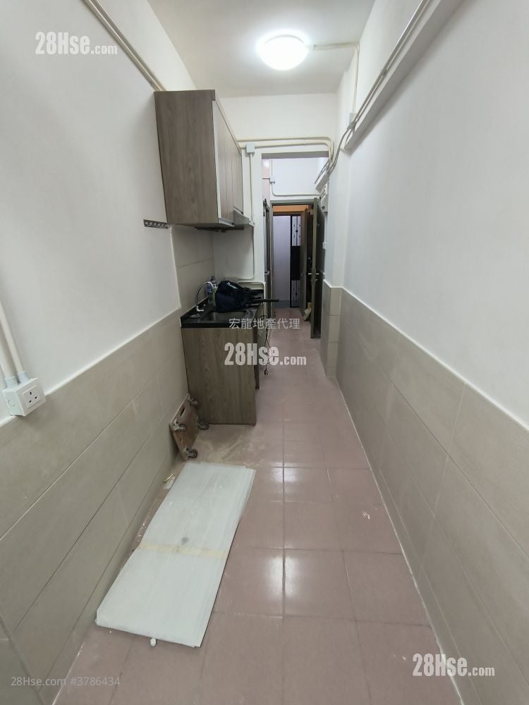 东诚大厦 租盘 开放式间隔 , 1 浴室 195 平方尺