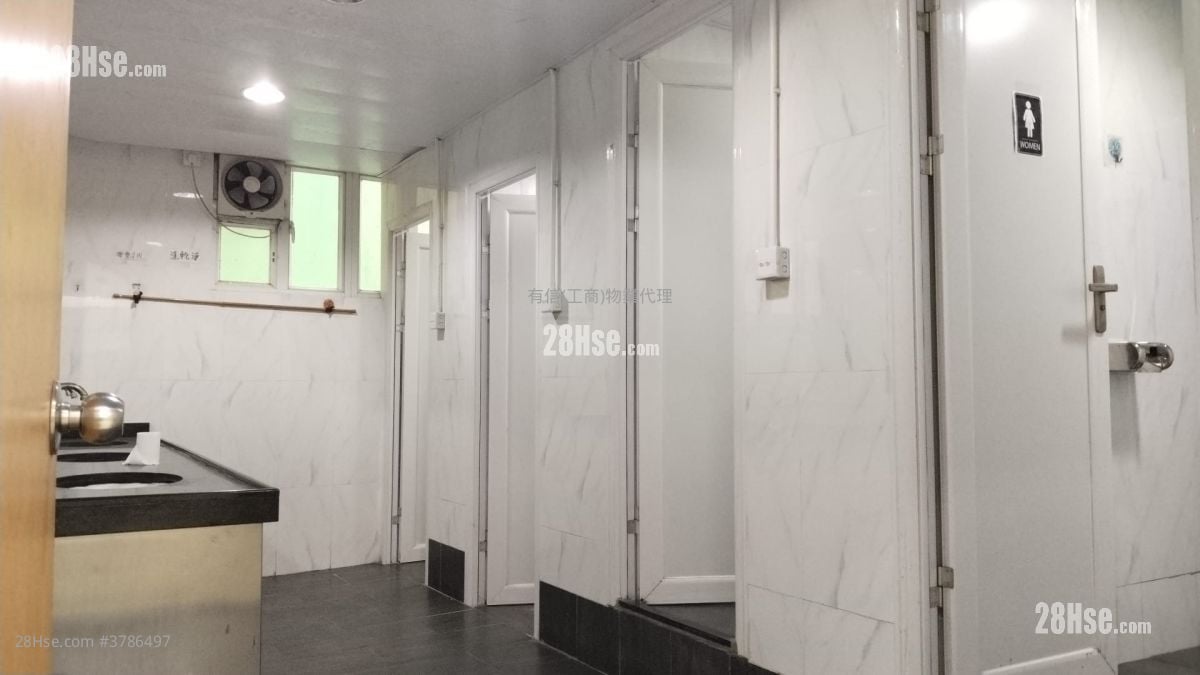 Mercantile Industrial & Warehouse Building Rental 3 Bedrooms , 4 Toilets 6,780 ft²