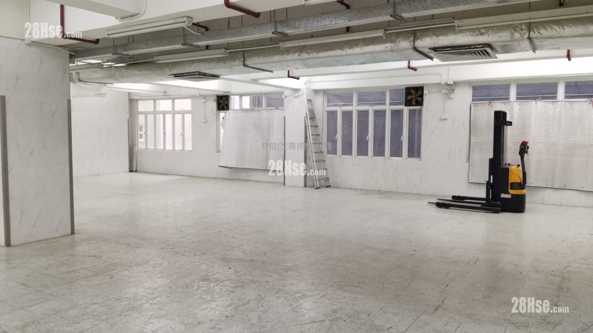 Mercantile Industrial & Warehouse Building Rental 3 Bedrooms , 4 Toilets 6,780 ft²