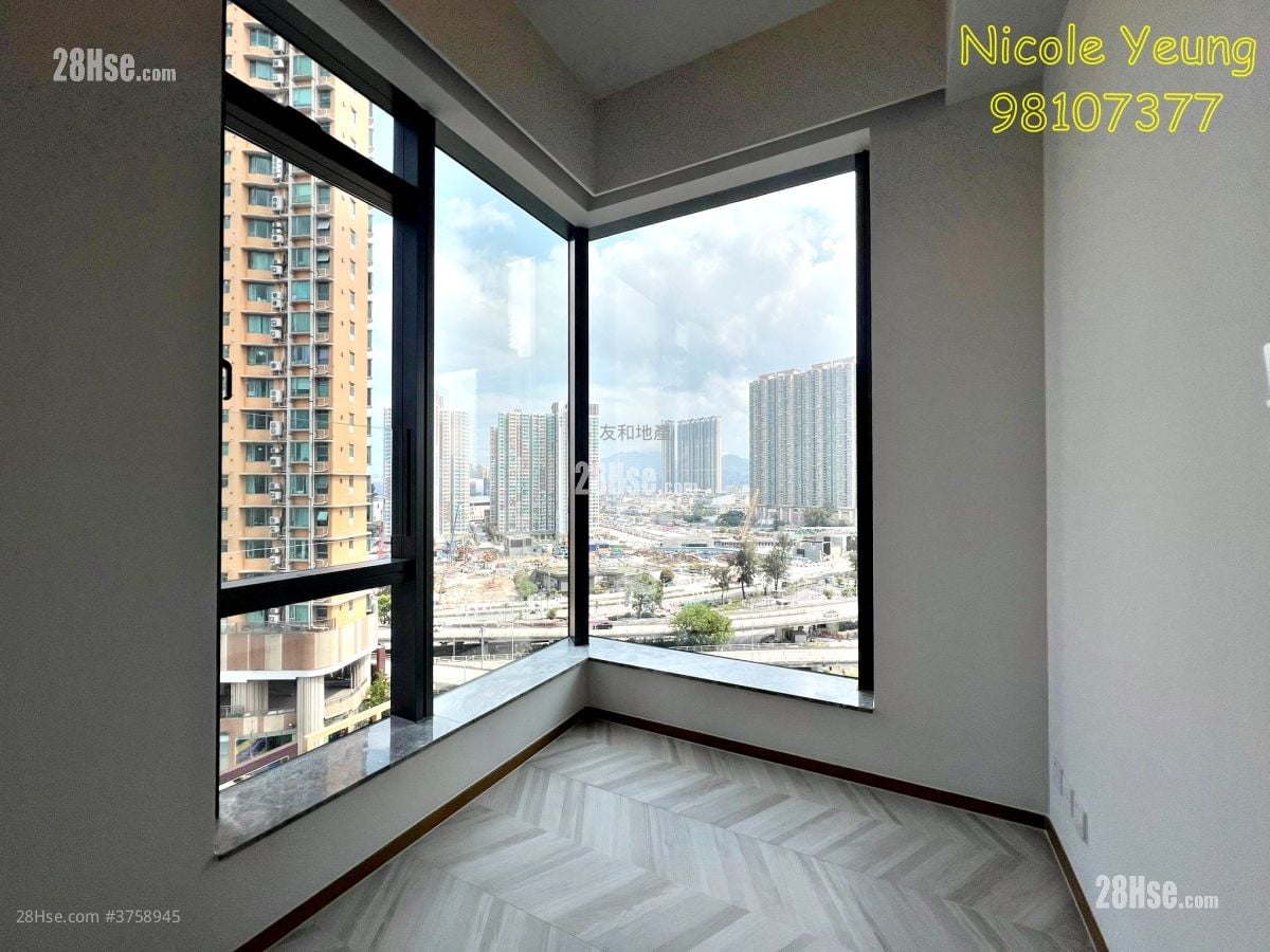 Eight Southpark Sell 1 Bedroom , 1 Bathroom 261 ft²