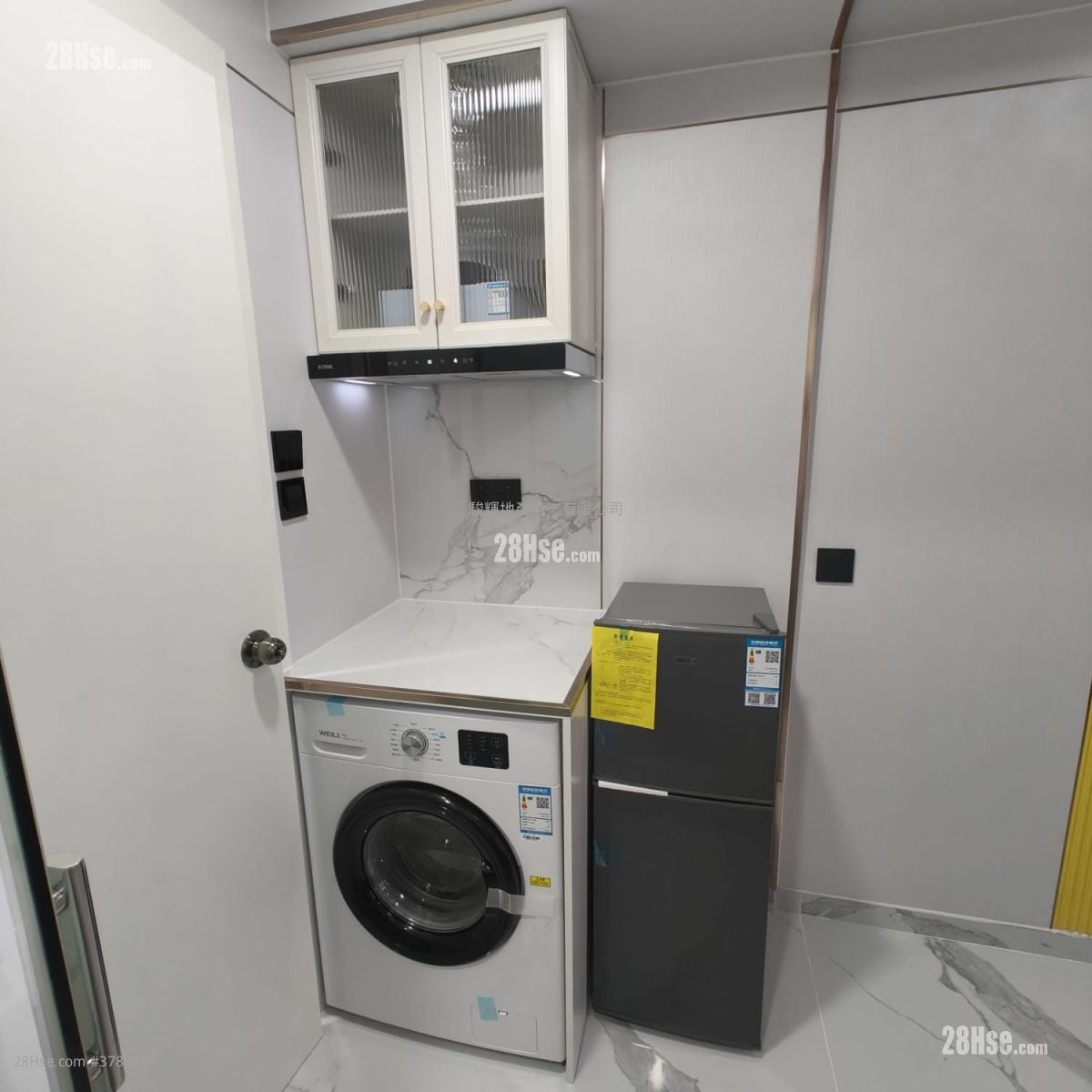 金冠大厦 租盘 1 浴室 210 平方尺