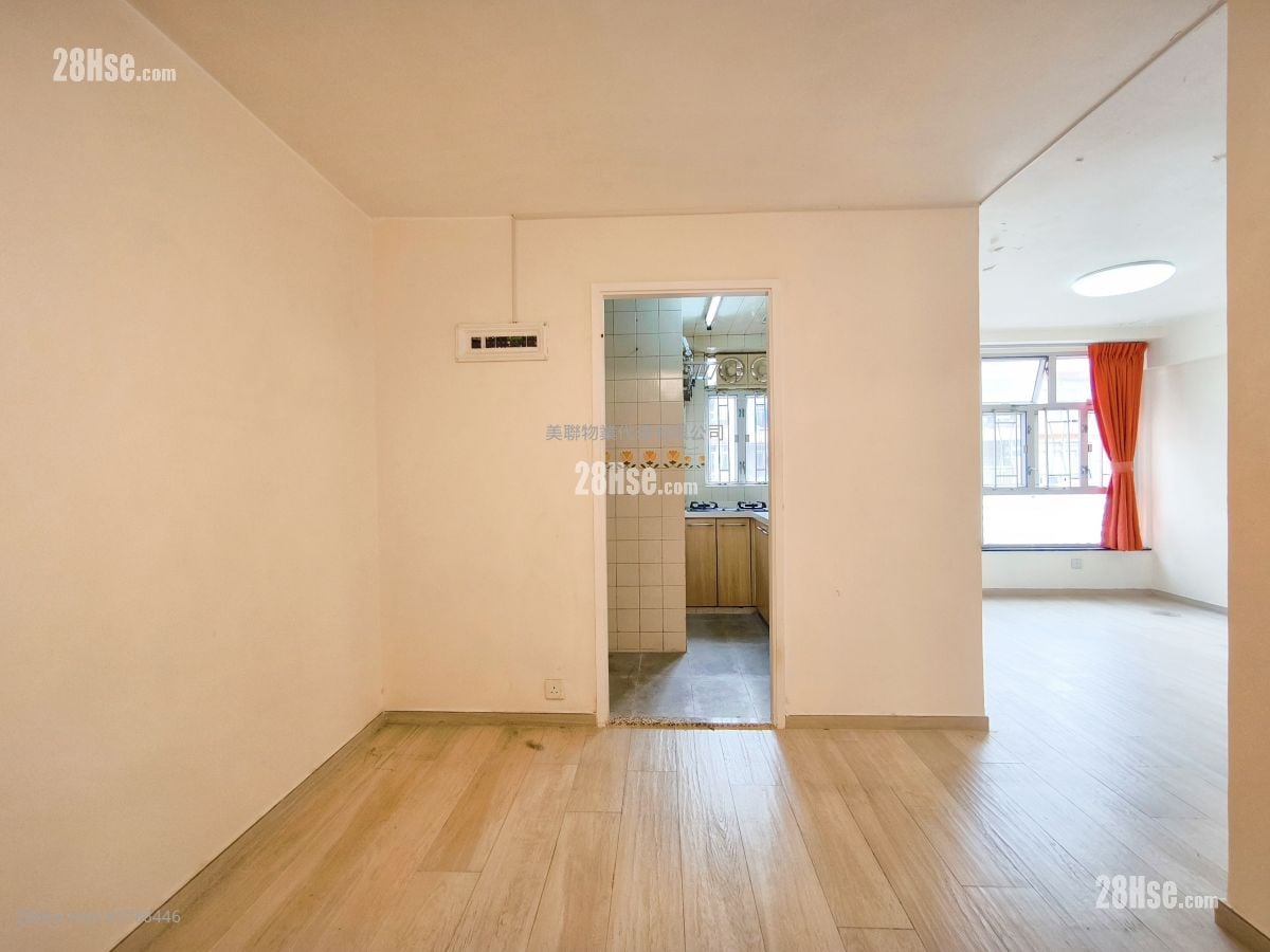 美孚新邨 售盘 3 房 , 1 浴室 657 平方尺