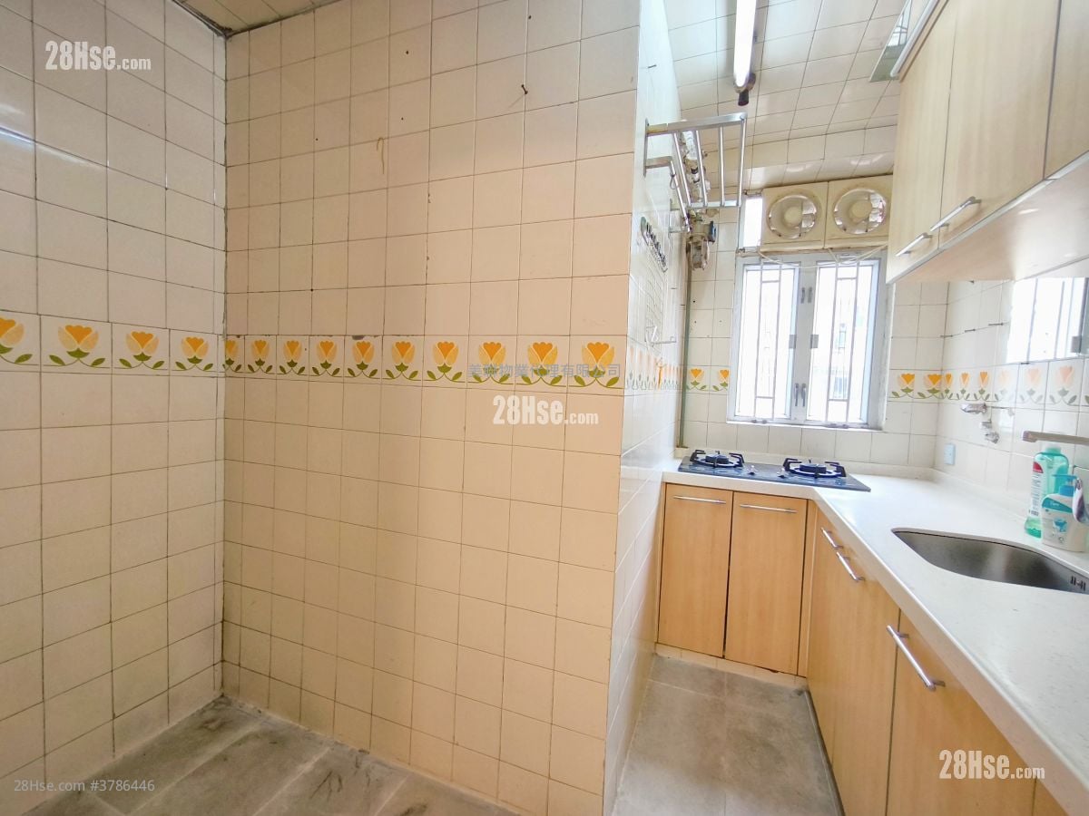 美孚新邨 售盘 3 房 , 1 浴室 657 平方尺