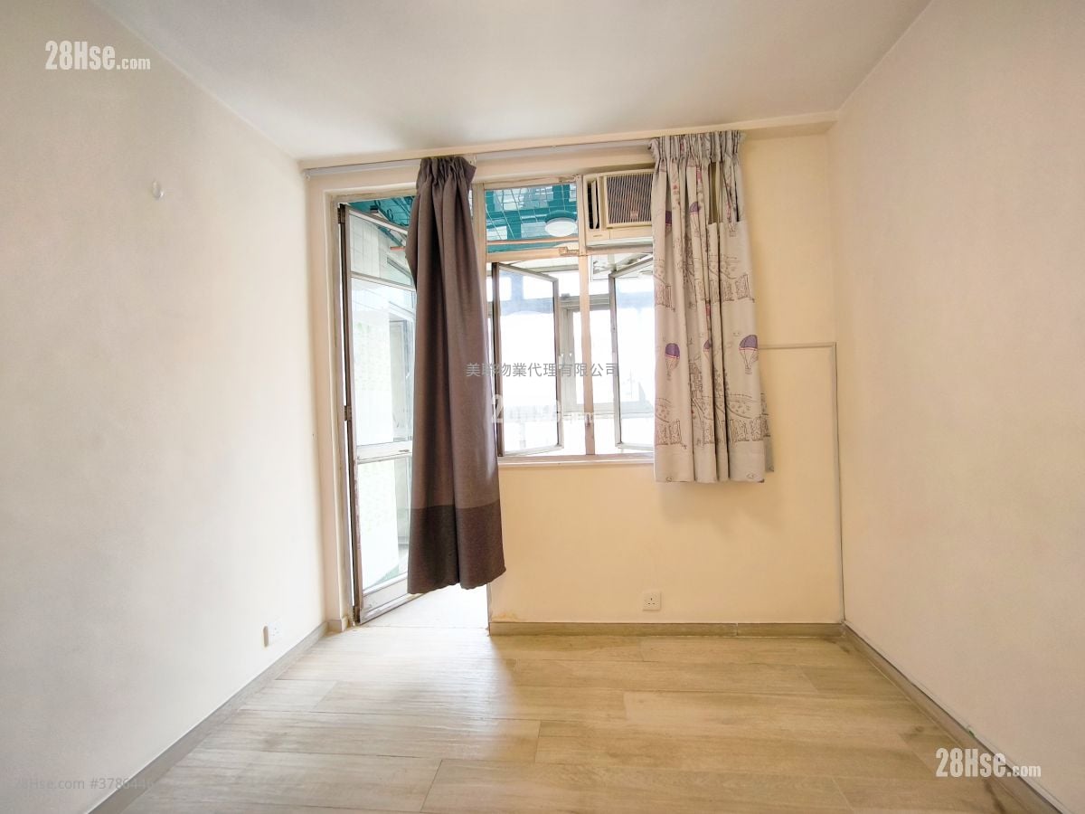 美孚新邨 售盘 3 房 , 1 浴室 657 平方尺