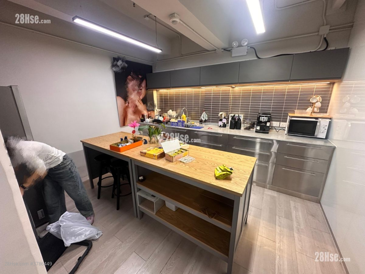 诚信中心 租盘 4 房