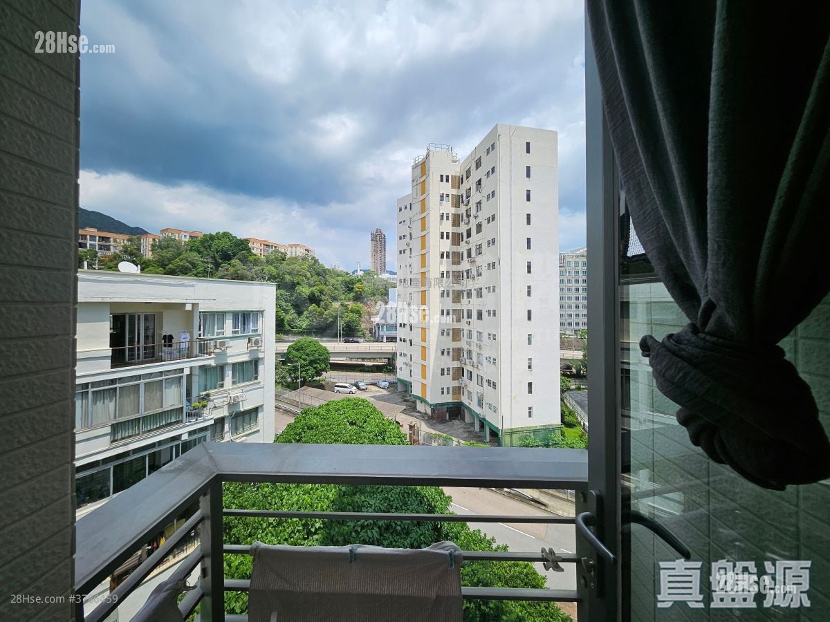 Eden Gate Sell 4 Bedrooms 1,575 ft²