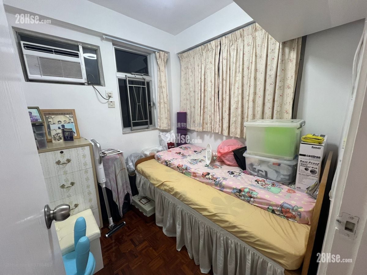 Wyler Garden Sell 2 Bedrooms , 1 Bathroom 336 ft²