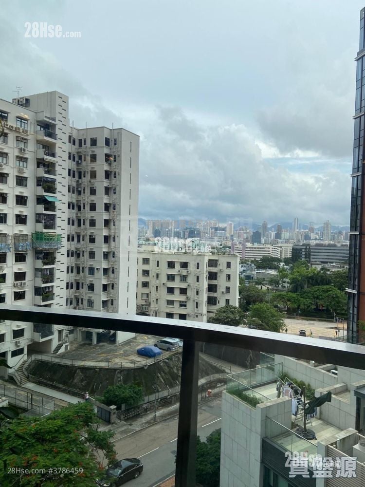 Eden Gate Sell 4 Bedrooms 1,575 ft²