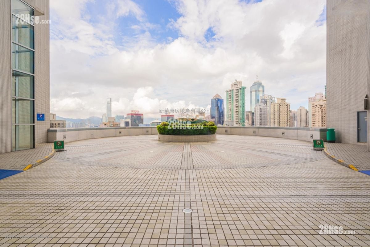 大厦外观: 罗便臣道80号 租盘 3 房 , 2 浴室 841 平方尺