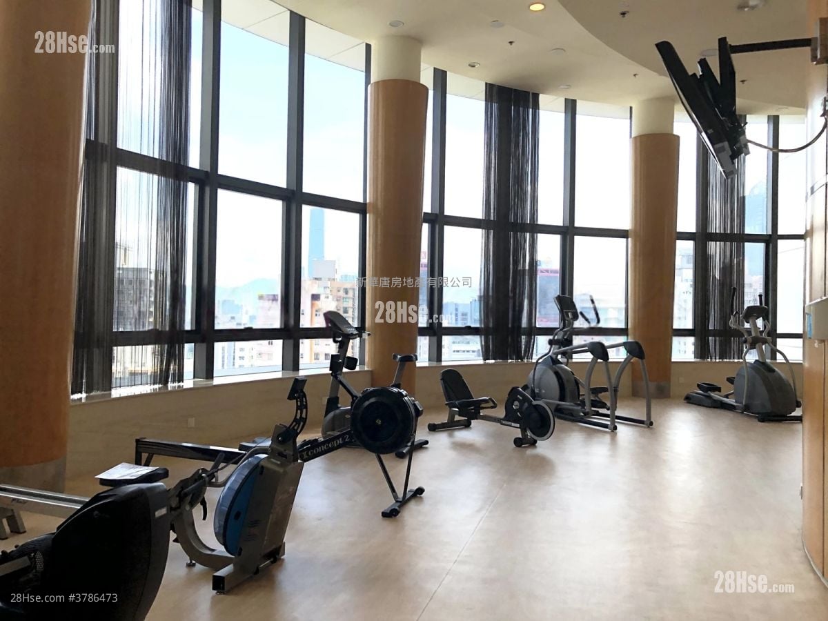 会所: 罗便臣道80号 租盘 3 房 , 2 浴室 841 平方尺