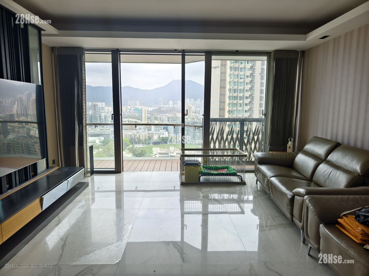 Celestial Heights Rental 3 Bedrooms , 3 Bathrooms 1,746 ft²