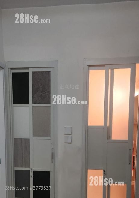 仁乐大厦 售盘 2 房 , 1 浴室 289 平方尺