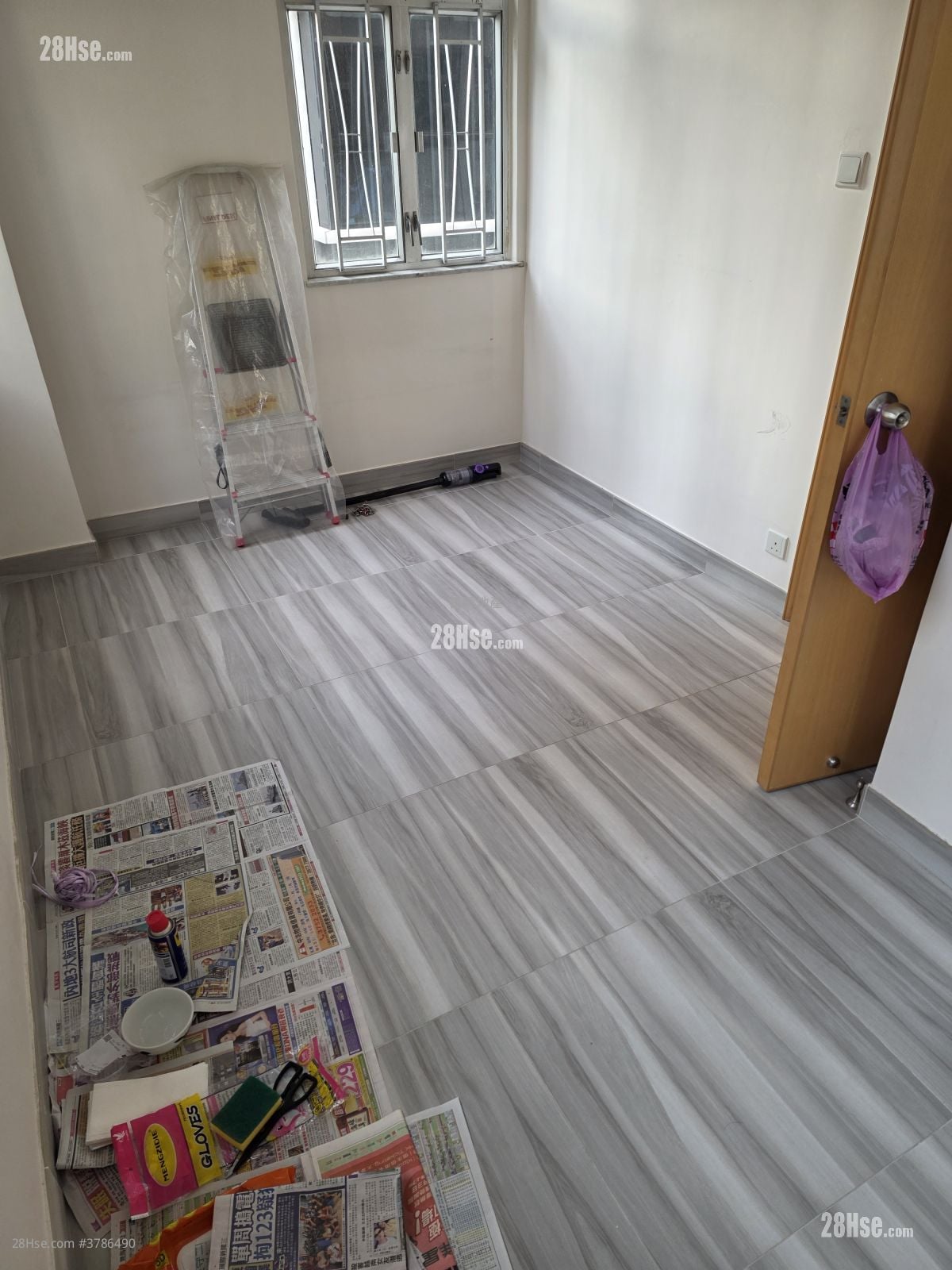 Fung Cheng Building Rental 1 Bedroom , 1 Bathroom 271 ft²