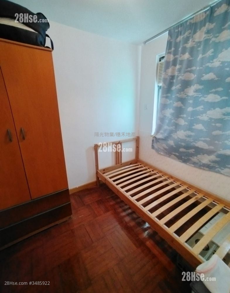 Sui Wo Court Sell 2 Bedrooms , 1 Bathroom