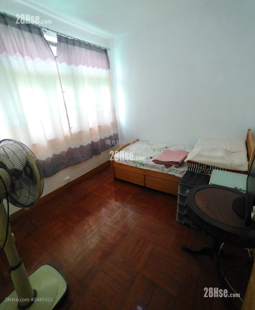 Sui Wo Court Sell 2 Bedrooms , 1 Bathroom