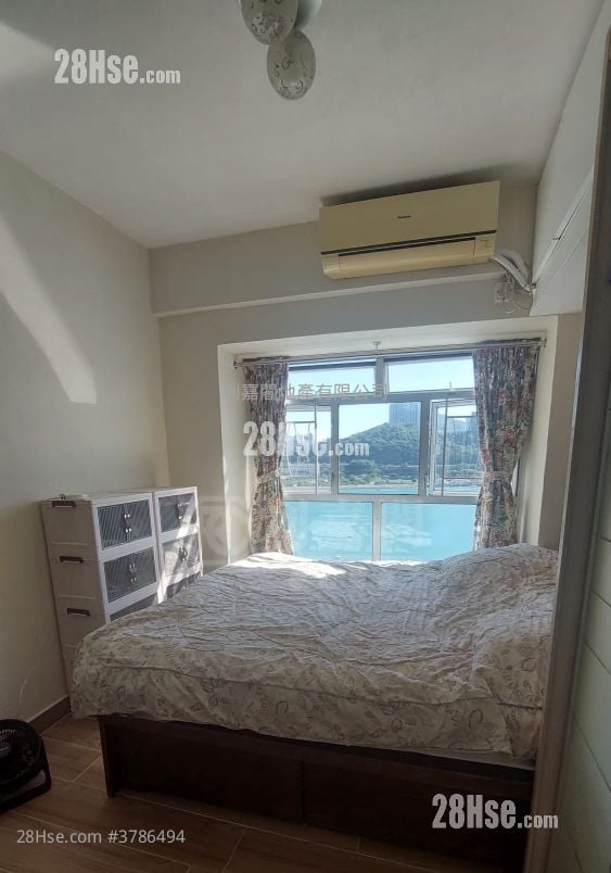 Greenview Terrace Sell 3 Bedrooms , 2 Bathrooms 660 ft²